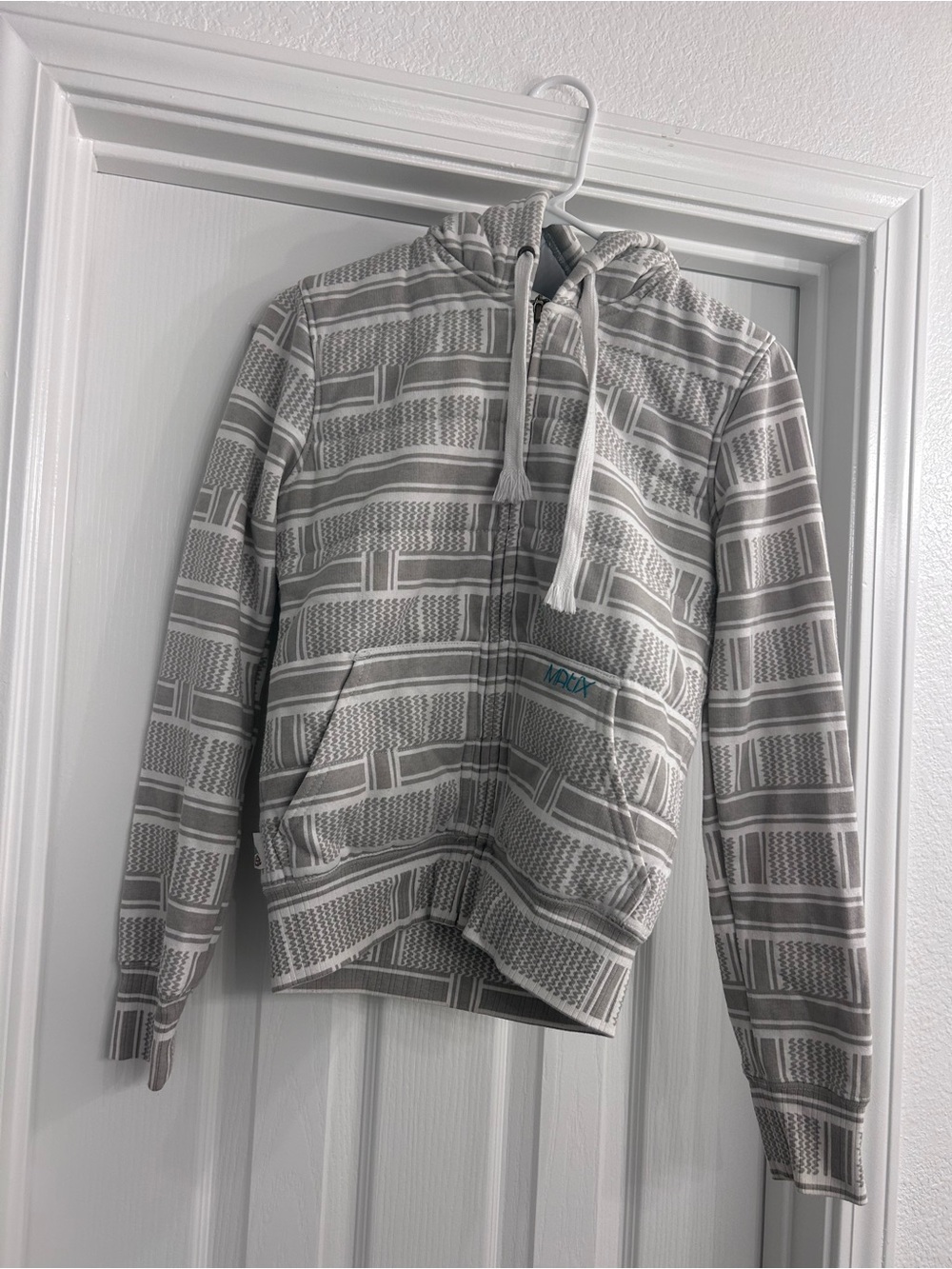 Teen Gray Patterned Zip-Up Hoodie Jacket sz xs